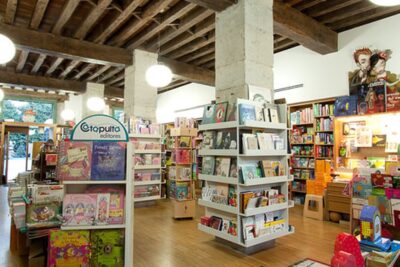 Librerías En Llanes